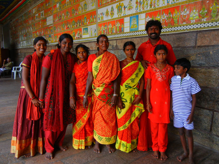 Meenaksi Temple pilgrims